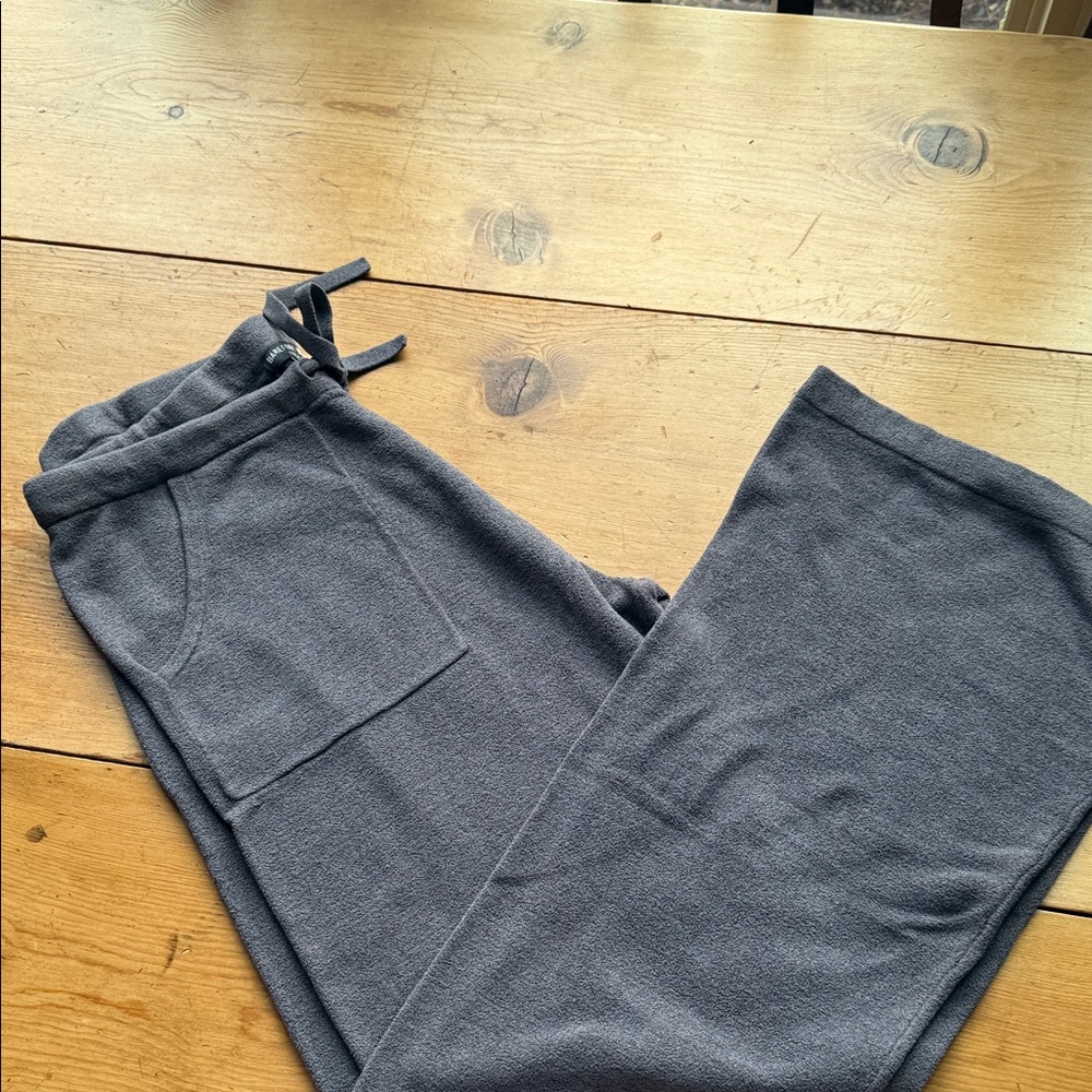 Barefoot Dreams CozyChic Gray Women's full length Pants size Large EUC - Picture 8 of 8